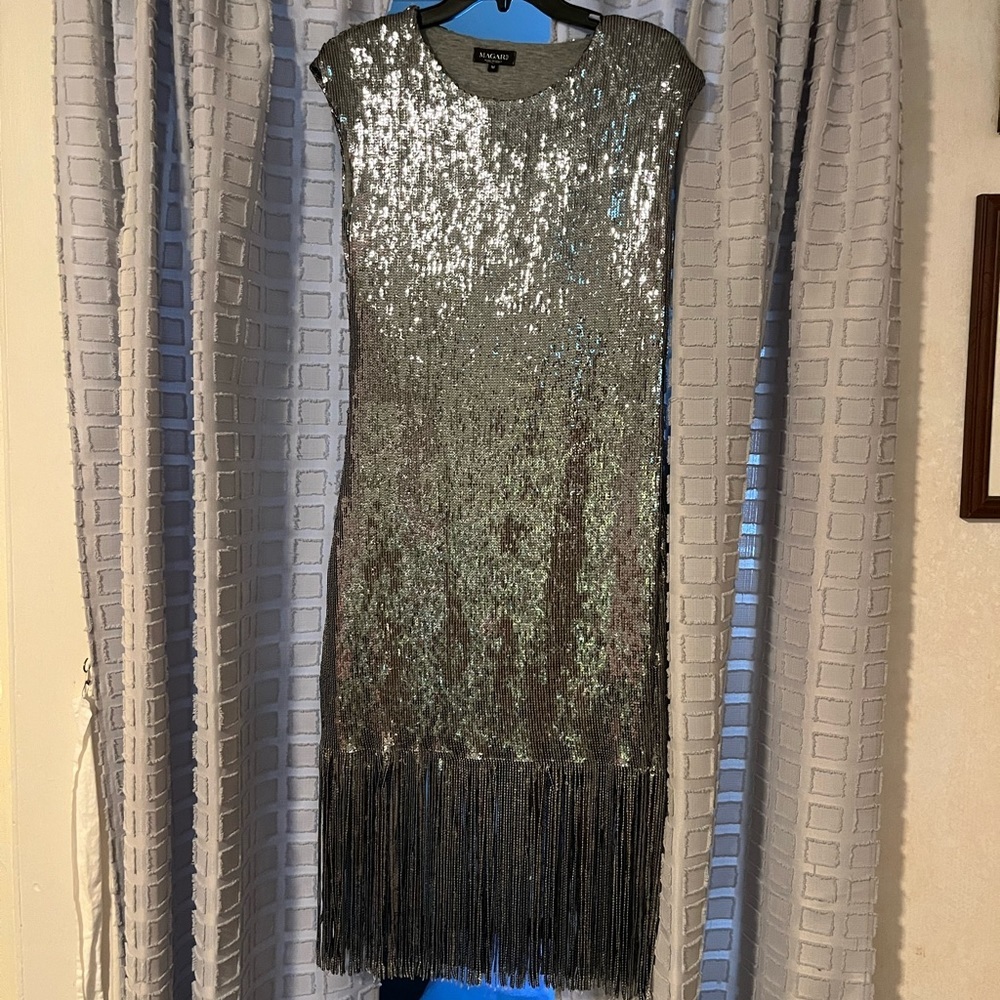 Magari Italy sequin dress size medium never worn